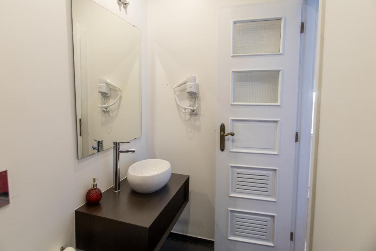 Almada Studios & Suites Porto Buitenkant foto