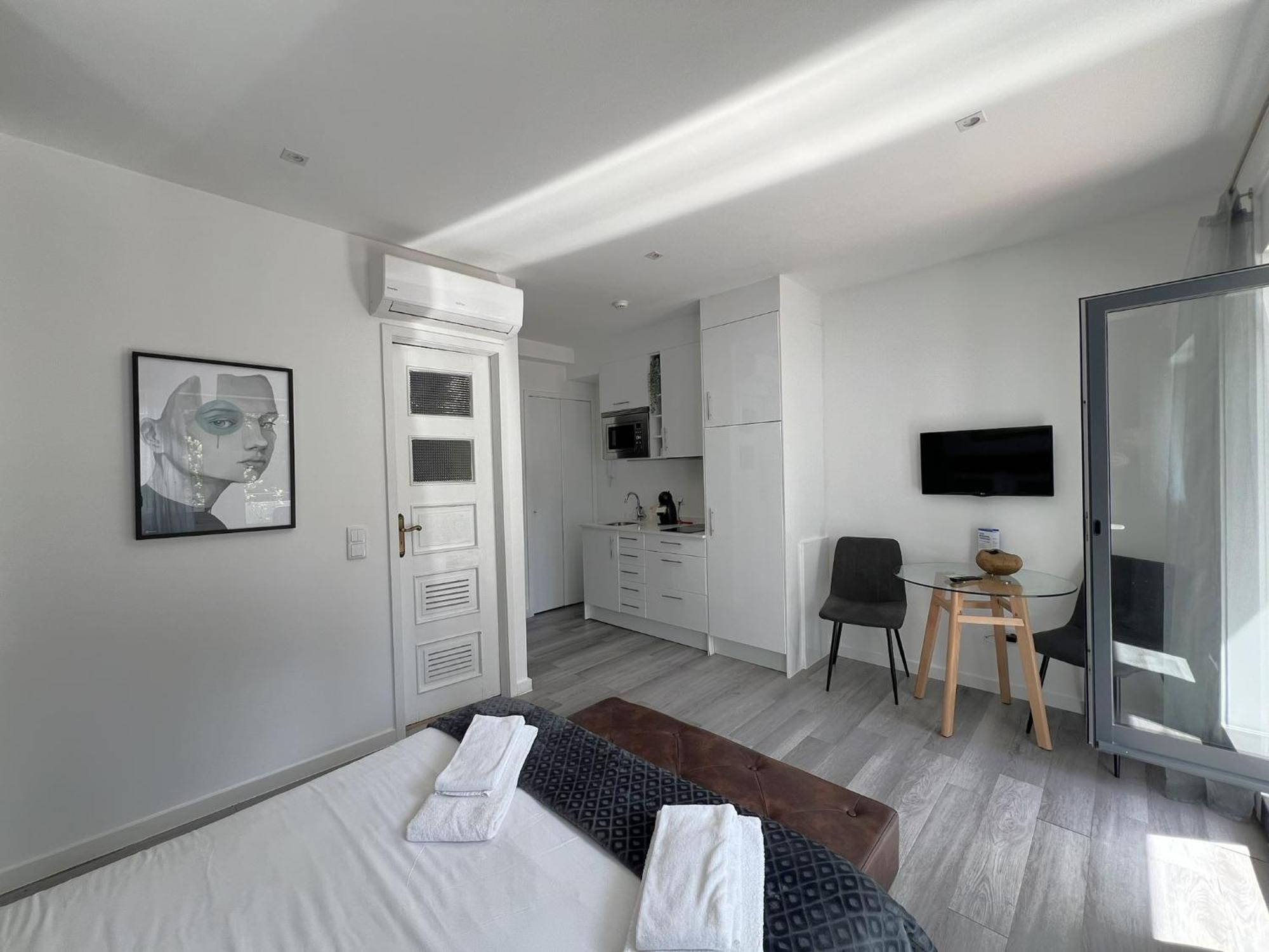 Almada Studios & Suites Porto Buitenkant foto