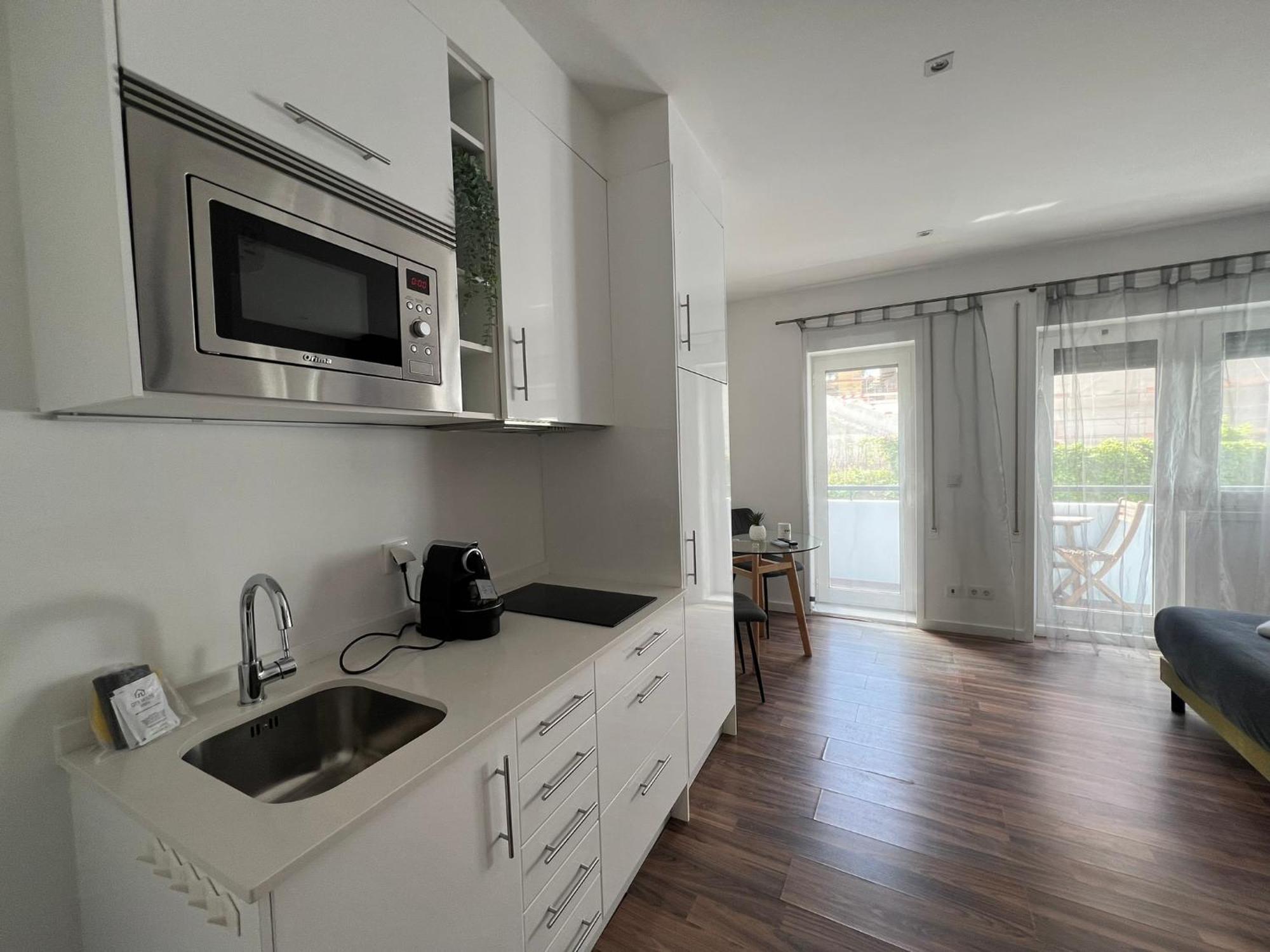 Almada Studios & Suites Porto Buitenkant foto