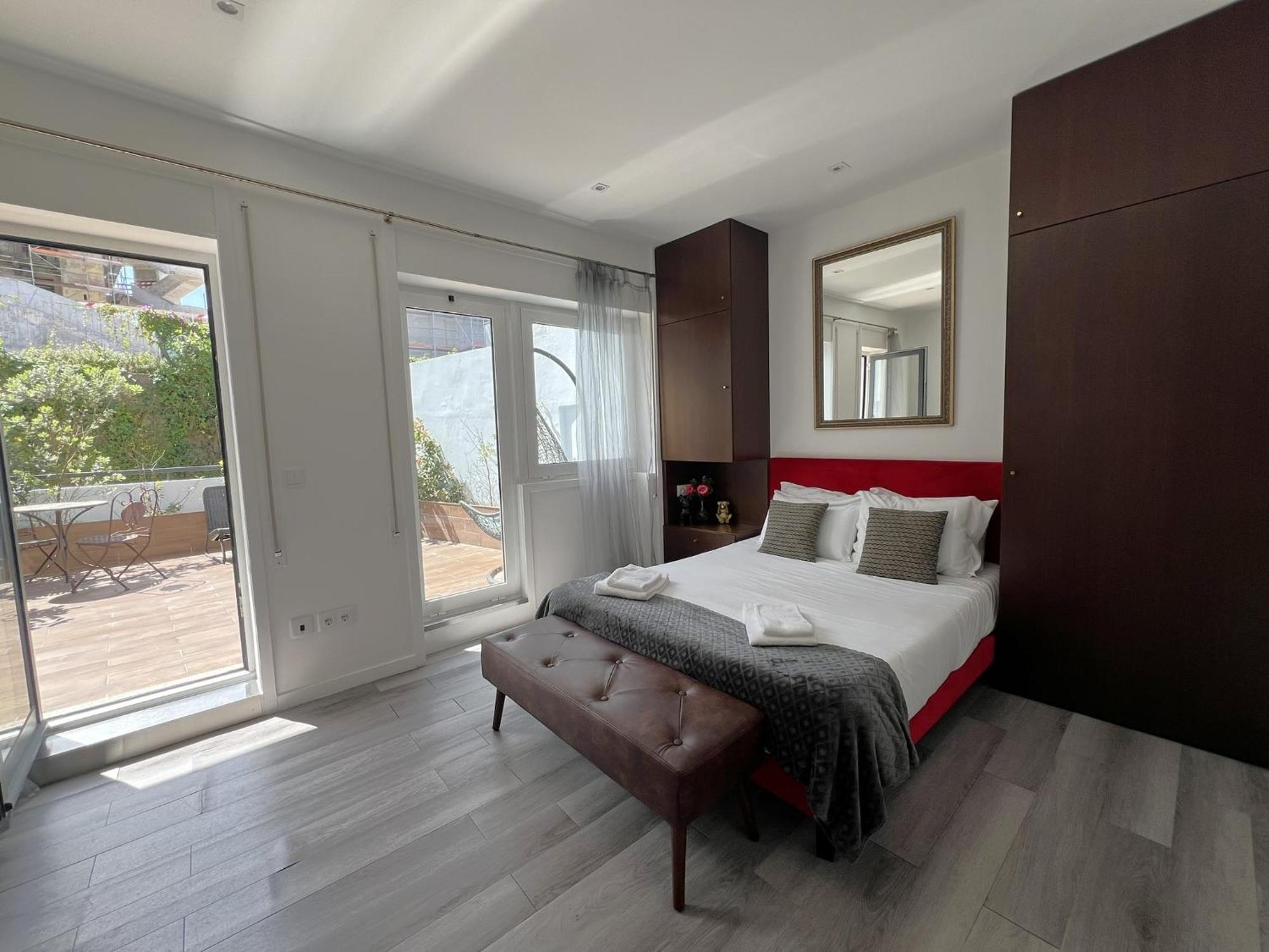 Almada Studios & Suites Porto Buitenkant foto