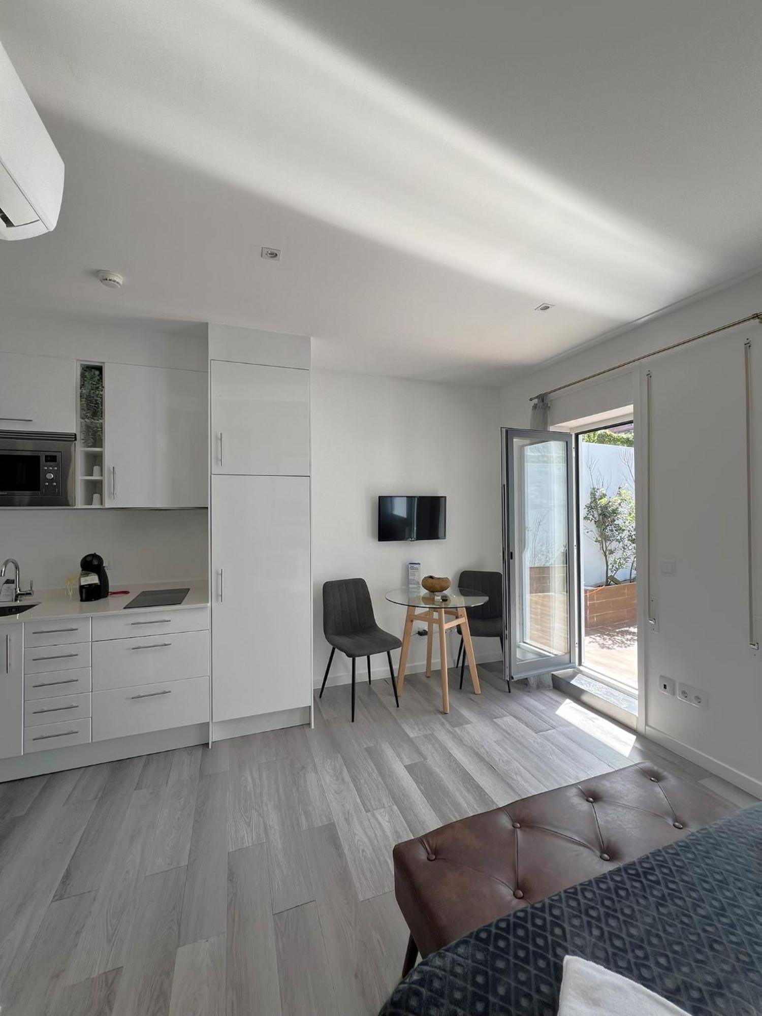 Almada Studios & Suites Porto Buitenkant foto