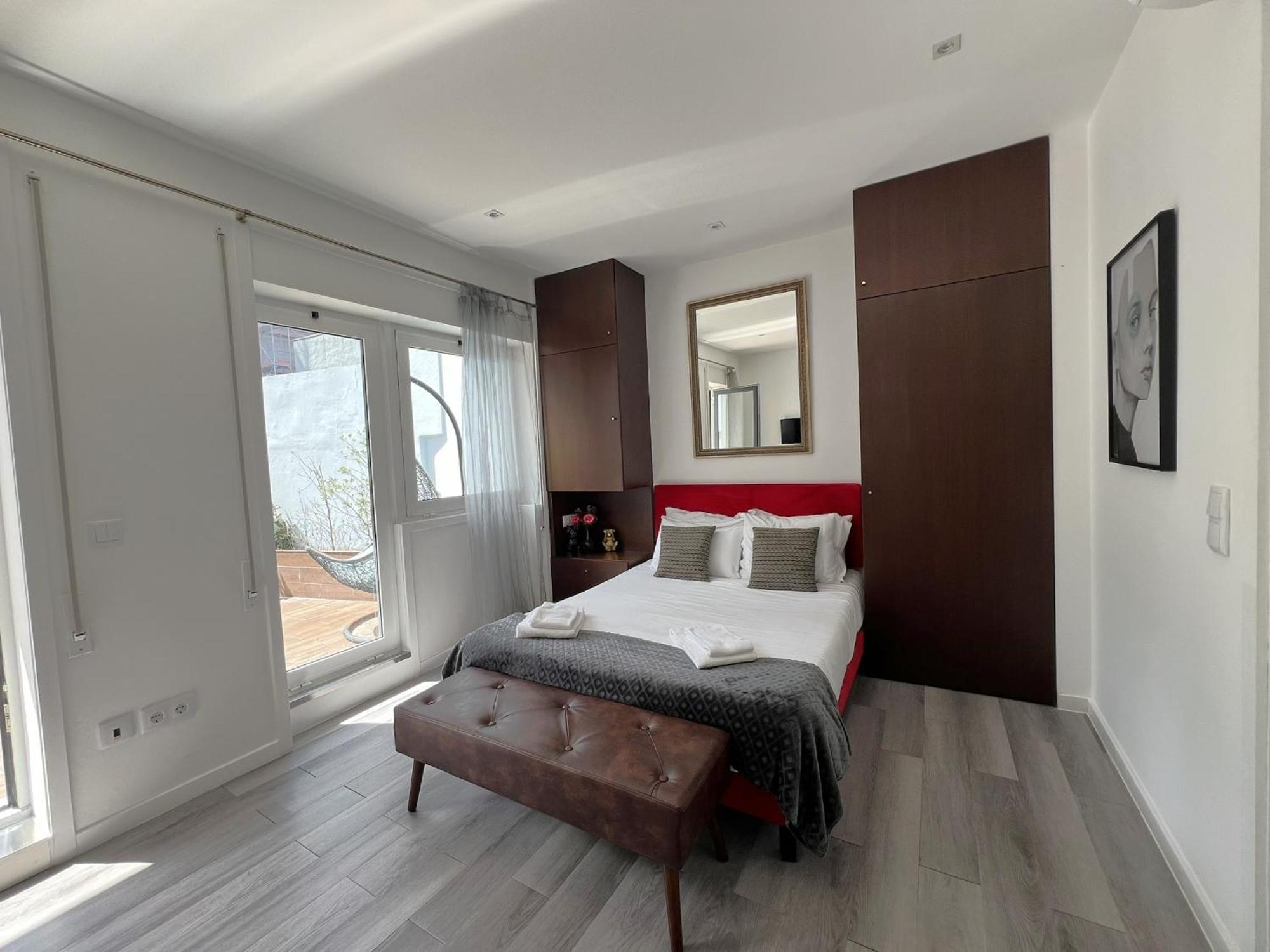Almada Studios & Suites Porto Buitenkant foto
