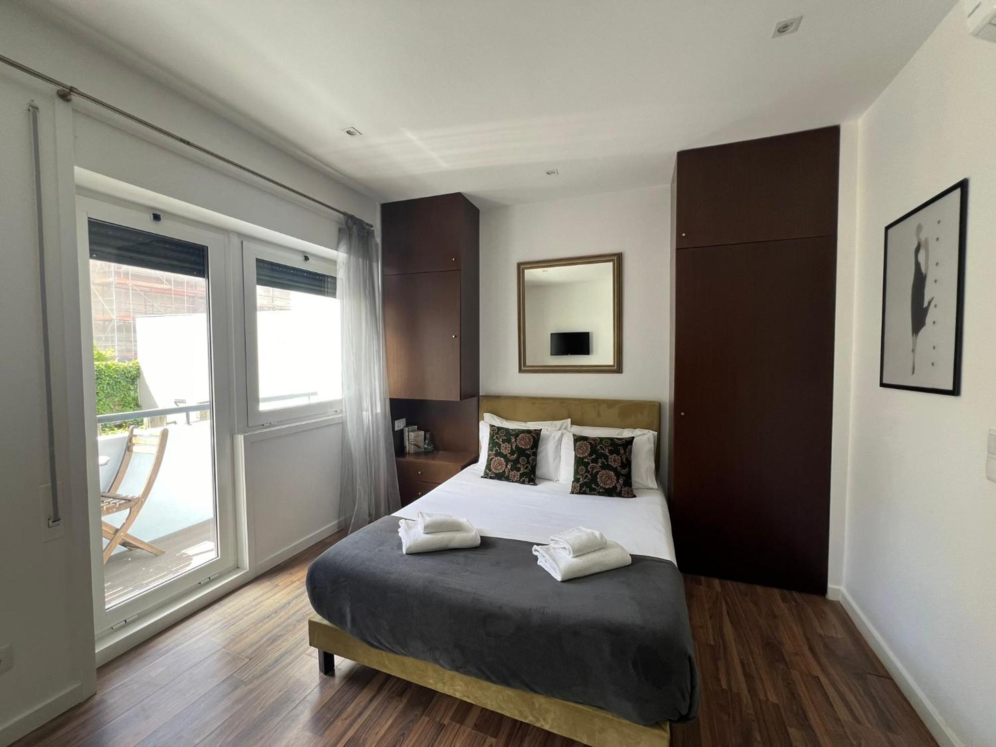 Almada Studios & Suites Porto Buitenkant foto